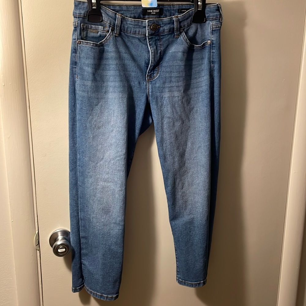 EUC NINE WEST capri jeans sz.6 121